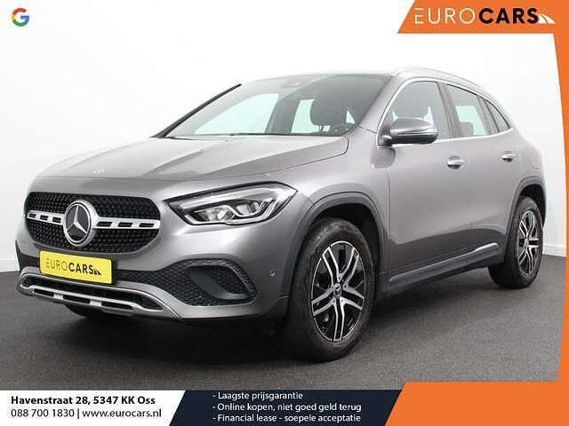 Grijs Occasion 2022 Mercedes GLA200 Progressive SUV | € 36.750 (Eerlijke prijs) - Afbeelding 1/4