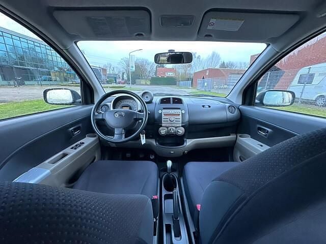 Occasion Daihatsu Sirion 87 PK (63 kW) 2008 Zwart Hatchback