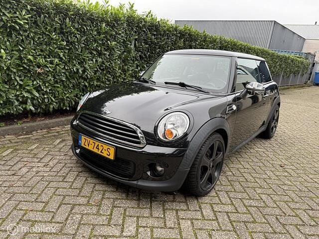 Occasion Mini Cooper 75 PK (55 kW) 2010 Zwart Hatchback