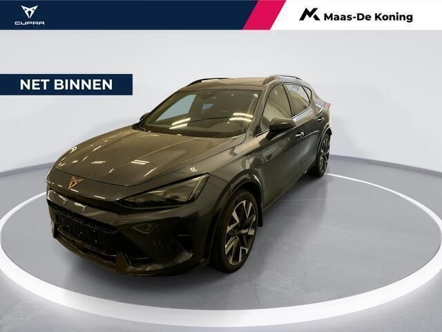 Grijs Gebruikt 2025 Cupra Formentor VZ SUV | € 48.880 - Afbeelding 1/4