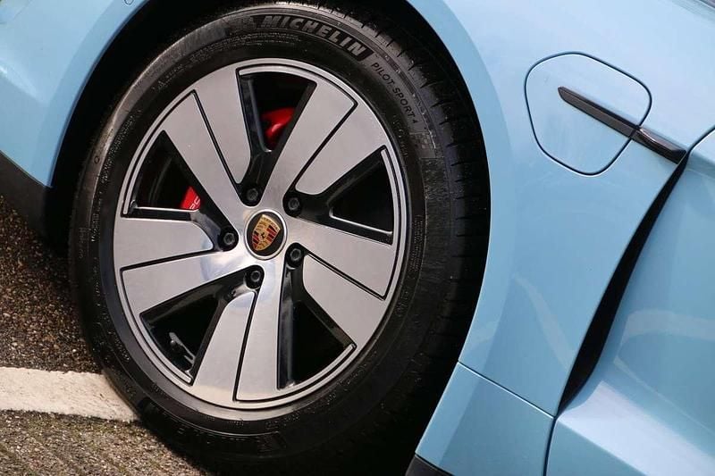 Occasion Porsche Taycan 4S Performance Package 360 kW (490 PK) 2020 Blauw Sedan