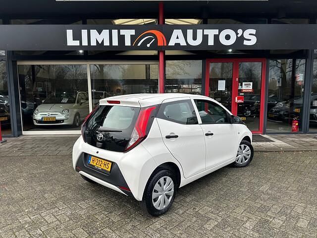 Occasion Toyota Aygo 72 PK (52 kW) 2020 Wit Hatchback