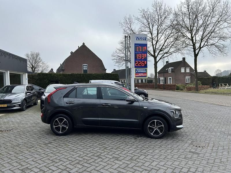 Occasion Kia Niro Comfort 142 PK (104 kW) 2024 Grijs SUV