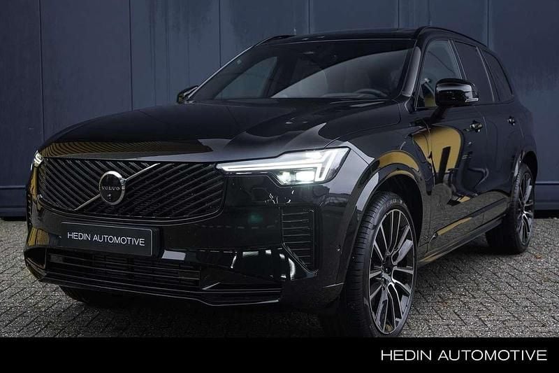 Zwart Nieuw 2025 Volvo XC90 Ultra SUV | € 105.895 - Afbeelding 1/4
