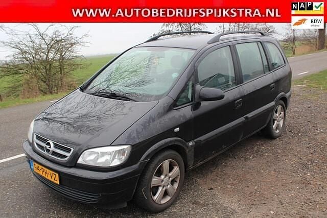 Zwart (metallic) Gebruikt 2004 Opel Zafira MPV | € 650 (Goede deal) - Afbeelding 1/4