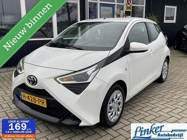 Occasion Toyota Aygo X-play 72 PK (52 kW) 2020 Wit Hatchback