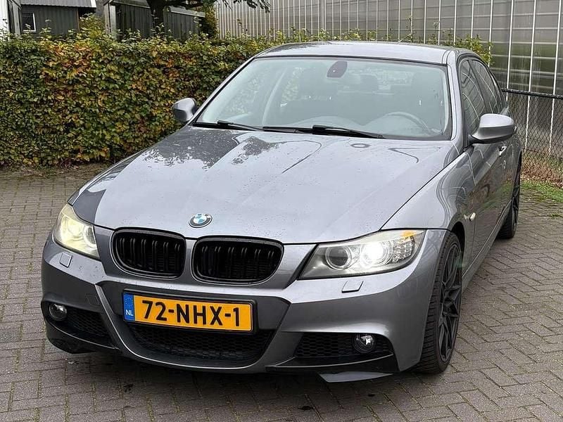 Gebruikt 2010 BMW 318 Sedan | € 7.500 (Eerlijke prijs) - Afbeelding 1/4
