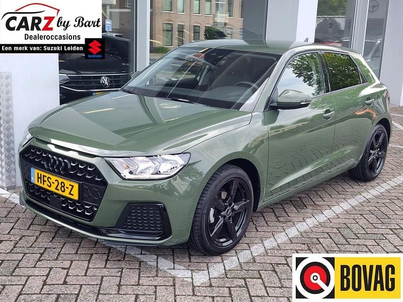 Groen Gebruikt 2024 Audi A1 Sportback S-Line Hatchback | € 26.445 (Eerlijke prijs) - Afbeelding 1/4