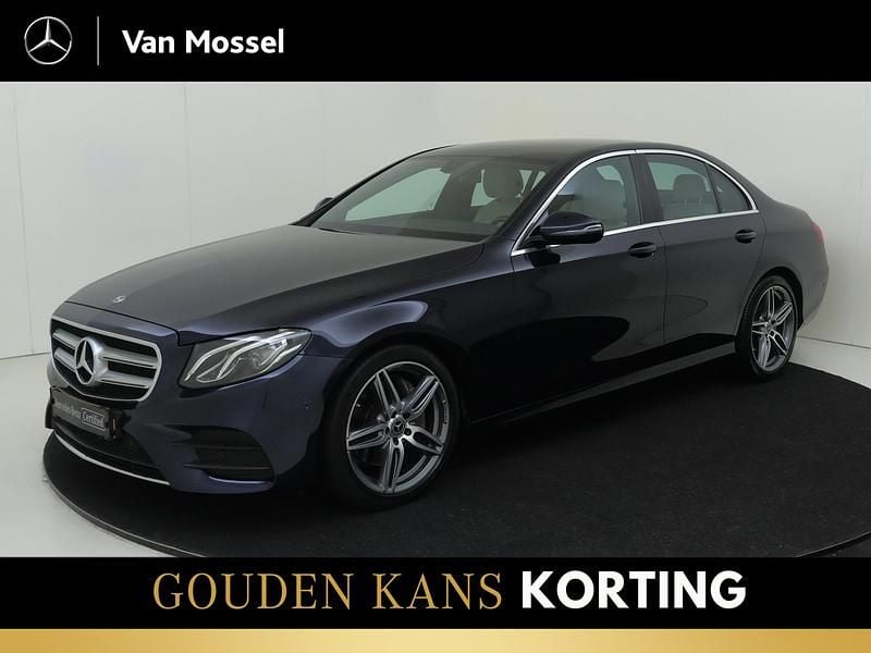 Blauw Gebruikt 2019 Mercedes E200 Business Sedan | € 29.945 (Super prijs) - Afbeelding 1/4