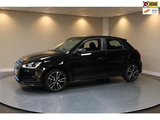Zwart Gebruikt 2016 Audi A1 Sportback Sport Hatchback | € 12.440 (Goede deal) - Afbeelding 1/4