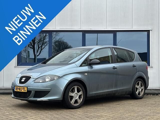 Blauw Occasion 2005 Seat Toledo Reference Stationwagen | € 1.495 (Eerlijke prijs) - Afbeelding 1/4