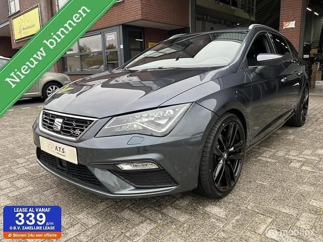 Grijs Gebruikt 2019 Seat Leon ST FR Stationwagen | € 20.950 (Eerlijke prijs) - Afbeelding 1/4