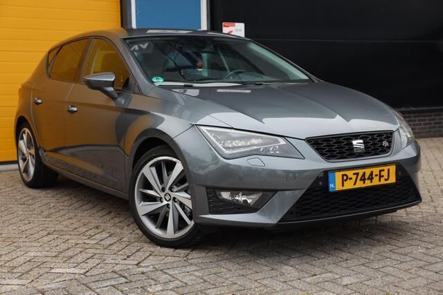 Grijs Gebruikt 2015 Seat Leon FR Hatchback | € 7.850 (Super prijs) - Afbeelding 1/4