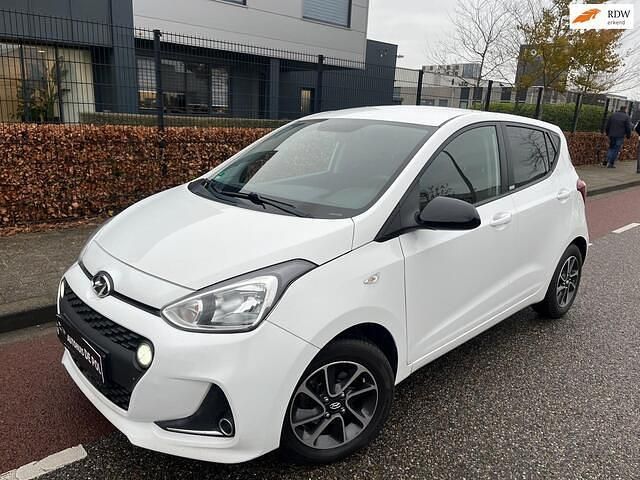 Wit Gebruikt 2020 Hyundai i10 Hatchback | € 11.750 (Super prijs) - Afbeelding 1/4