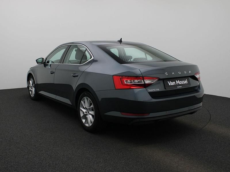 Occasion Skoda Superb Business Line 218 PK (160 kW) 2021 Grijs Hatchback