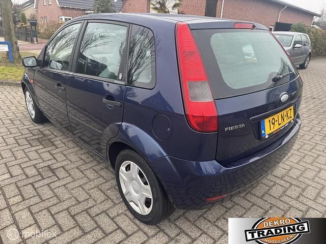 Occasion Ford Fiesta Ghia 80 PK (58 kW) 2003 Blauw Hatchback