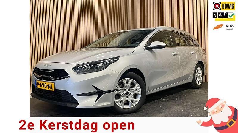 Grijs Gebruikt 2022 Kia Ceed Sportswagon Stationwagen | € 15.895 (Eerlijke prijs) - Afbeelding 1/2