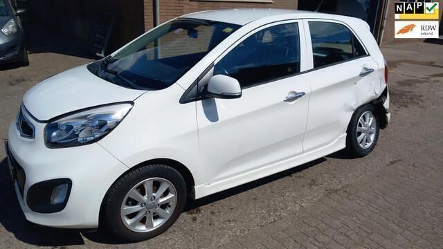 Wit Gebruikt 2013 Kia Picanto Hatchback | € 2.950 - Afbeelding 1/4