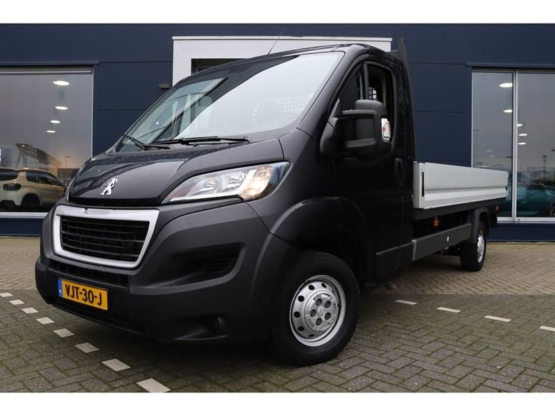 Grijs Occasion 2021 Peugeot Boxer Van | € 18.900 (Goede deal) - Afbeelding 1/4