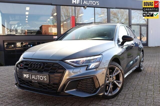 Grijs Gebruikt 2023 Audi S3 Hatchback | € 49.950 (Eerlijke prijs) - Afbeelding 1/4