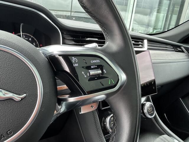 Occasion Jaguar F-Pace R-Dynamic 405 PK (297 kW) 2022 Santorini black (donker zwart metallic)zwart SUV