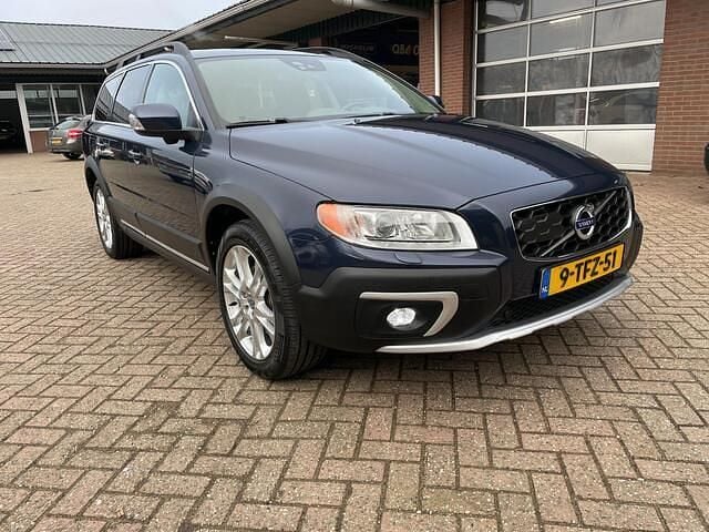Occasion Volvo XC70 Summum 245 PK (180 kW) 2014 Blauw (metallic) Stationwagen