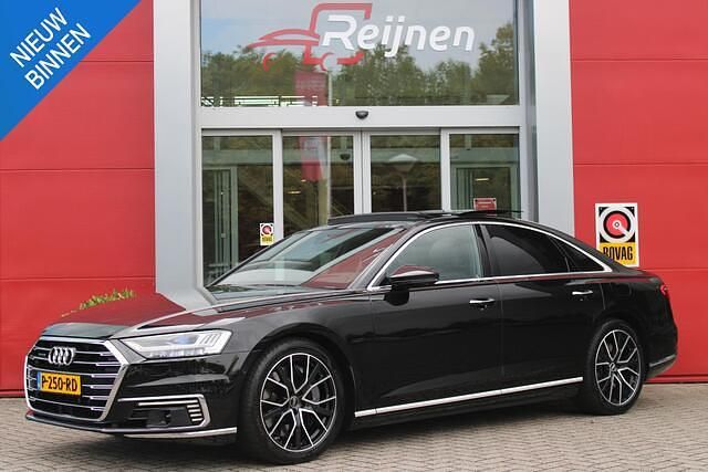 Zwart Gebruikt 2021 Audi A8 Comfort Sedan | € 58.995 (Eerlijke prijs) - Afbeelding 1/4