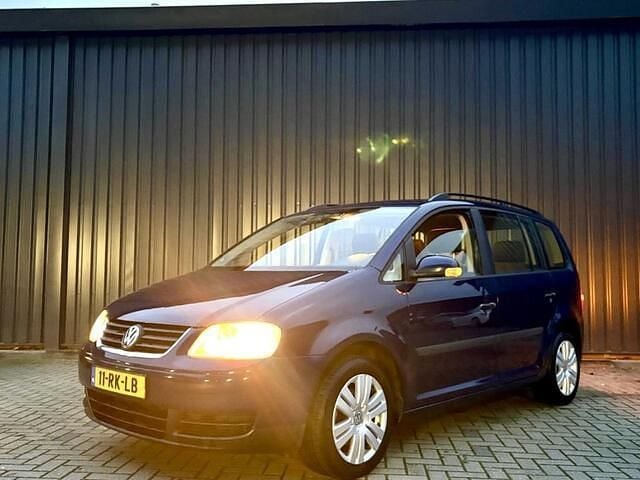 Blauw Gebruikt 2005 VW Touran MPV | € 885 (Goede deal) - Afbeelding 1/4