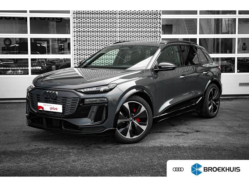 Grijs Occasion 2026 Audi Q6 e-tron Edition .1 SUV | € 84.795 - Afbeelding 1/4
