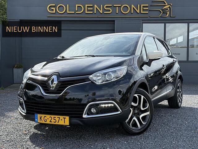 Zwart Gebruikt 2016 Renault Captur Dynamique SUV | € 7.443 (Goede deal) - Afbeelding 1/4