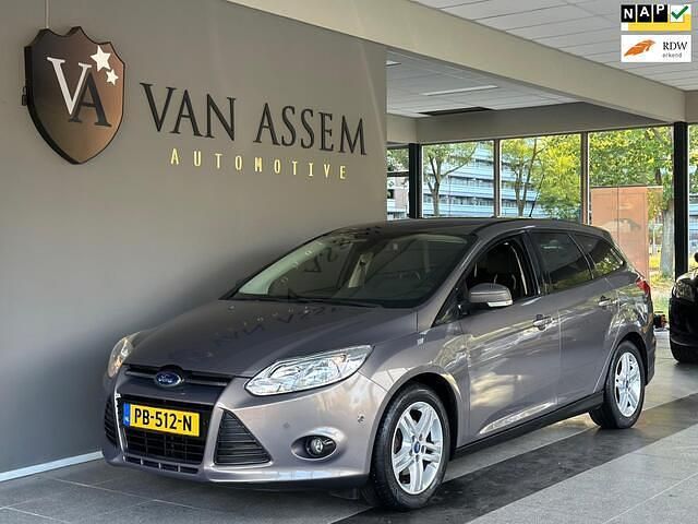 Bruin Gebruikt 2013 Ford Focus Stationwagen | € 3.990 (Goede deal) - Afbeelding 1/4