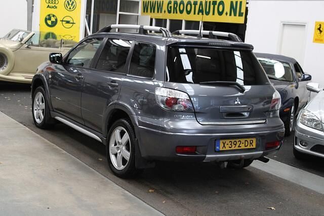 Occasion Mitsubishi Outlander 161 PK (118 kW) 2006 Grijs SUV
