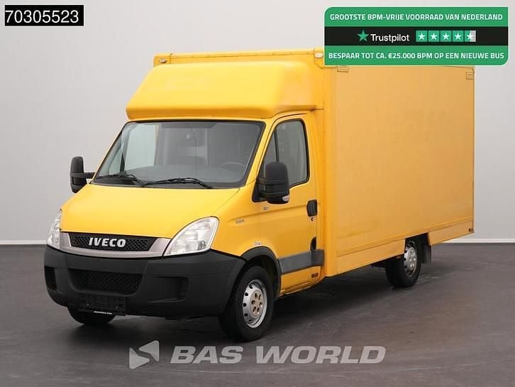 Geel Occasion 2011 Iveco Daily Van | € 5.900 (Eerlijke prijs) - Afbeelding 1/4
