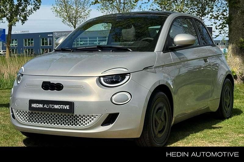Nieuw Fiat 500e 86 kW (118 PK) 2025 Grijs Hatchback