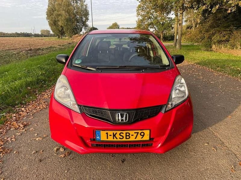 Rood Gebruikt 2013 Honda Jazz Cool Hatchback | € 5.700 (Duur) - Afbeelding 1/4