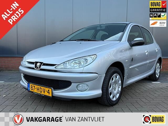 Grijs Gebruikt 2008 Peugeot 206 Hatchback | € 3.495 (Iets duurder) - Afbeelding 1/4