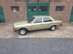 Occasion Mercedes E230 136 PK (100 kW) 1985 Groen Sedan