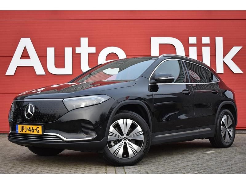 Zwart (metallic) Occasion 2025 Mercedes EQA250+ Business SUV | € 39.900 (Goede deal) - Afbeelding 1/4