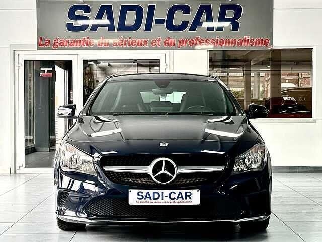 Occasion Mercedes CLA200 136 PK (100 kW) 2019 Blauw Stationwagen