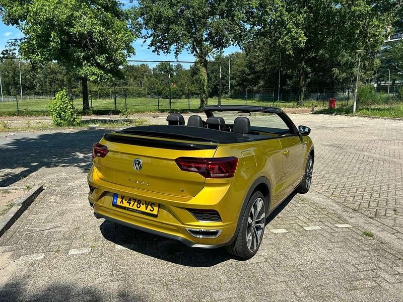 Occasion VW T-Roc Cabriolet R-line 150 PK (110 kW) 2020 Geel Cabriolet