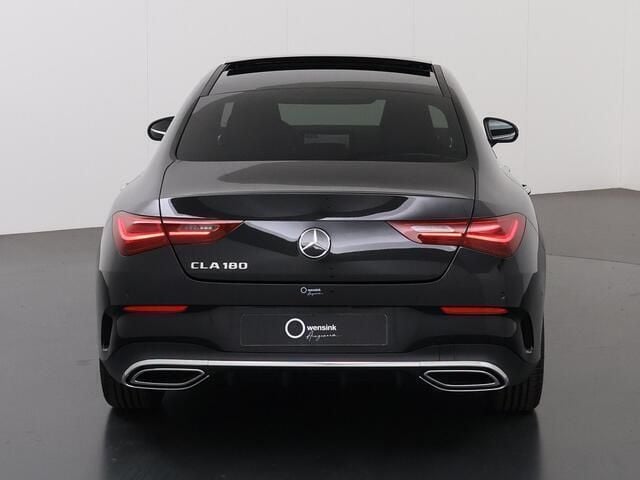 Nieuw Mercedes CLA180 Business 218 PK (160 kW) 2025 Zwart Sedan