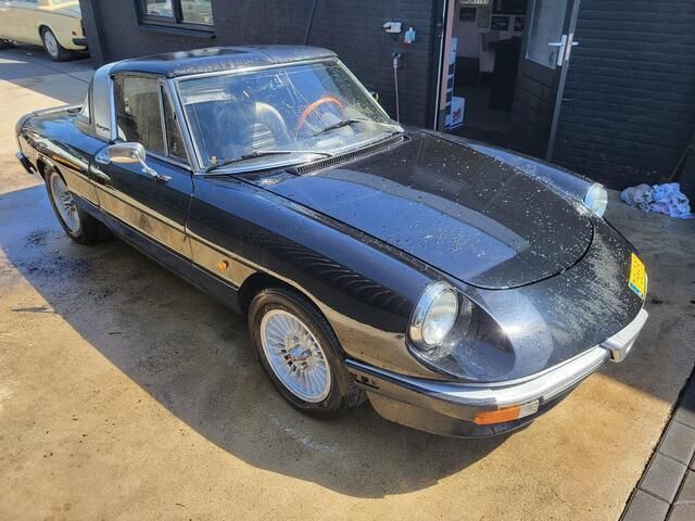 Occasion Alfa Romeo Spider 103 PK (75 kW) 1986 Zwart Cabriolet