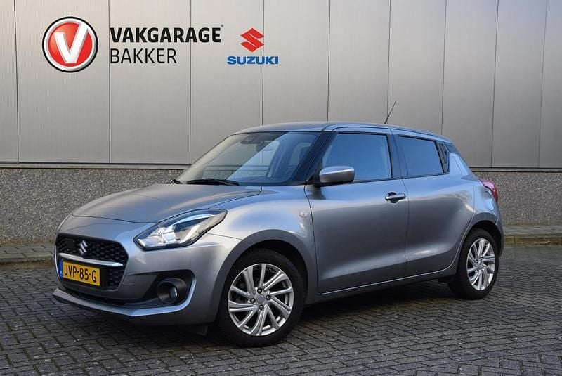 Occasion Suzuki Swift 83 PK (61 kW) 2022 Grijs Hatchback