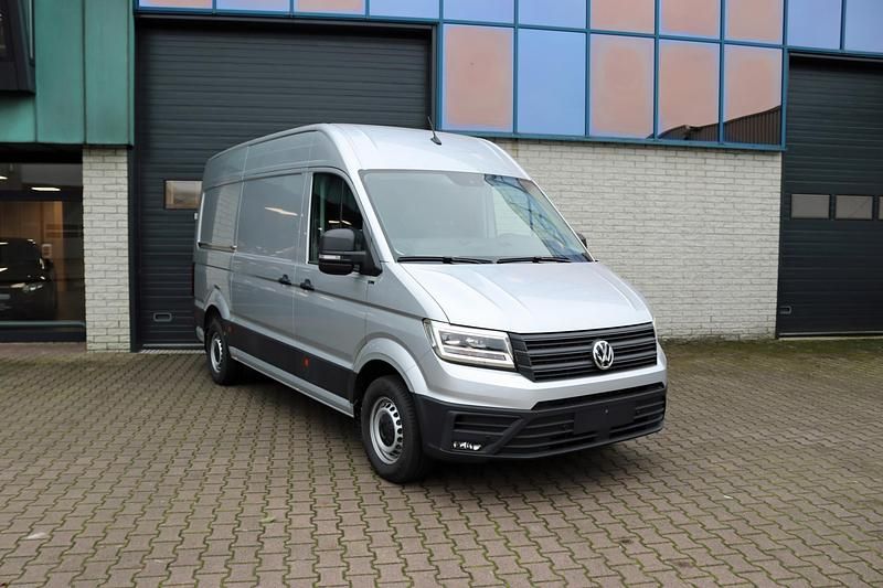 Zilver Gebruikt 2023 VW Crafter Van | € 43.950 (Duur) - Afbeelding 1/4