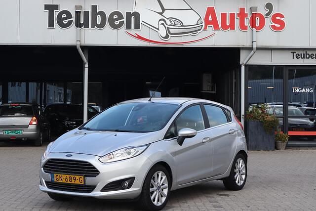 Grijs Gebruikt 2015 Ford Fiesta Titanium Hatchback | € 7.895 (Eerlijke prijs) - Afbeelding 1/4