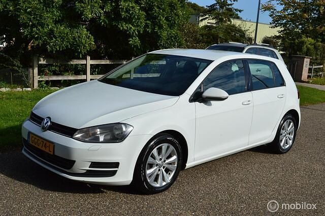Wit Gebruikt 2013 VW Golf VII Hatchback | € 8.399 (Goede deal) - Afbeelding 1/4