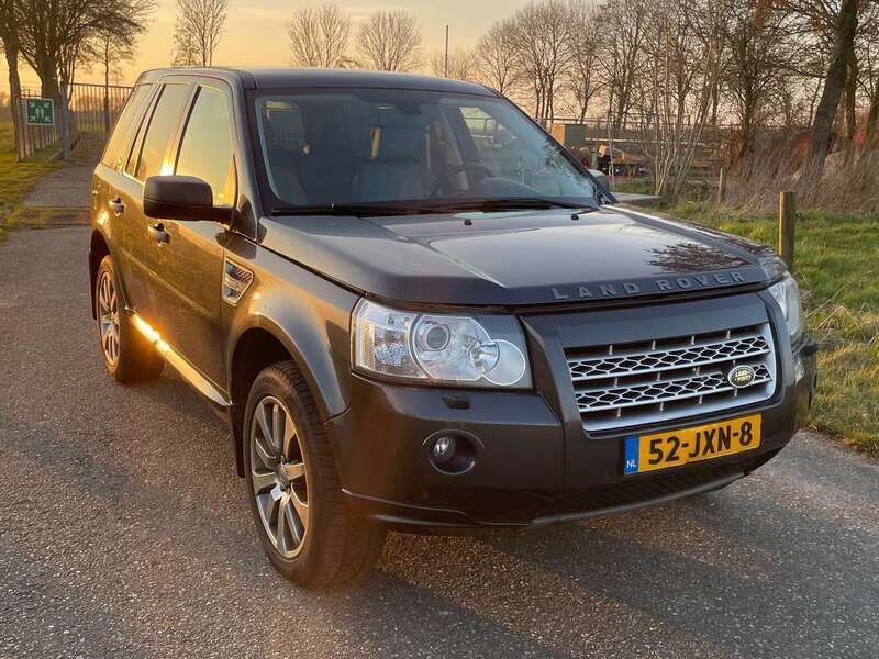 Grijs Gebruikt 2009 Land Rover Freelander 2 HSE SUV | € 5.700 - Afbeelding 1/4