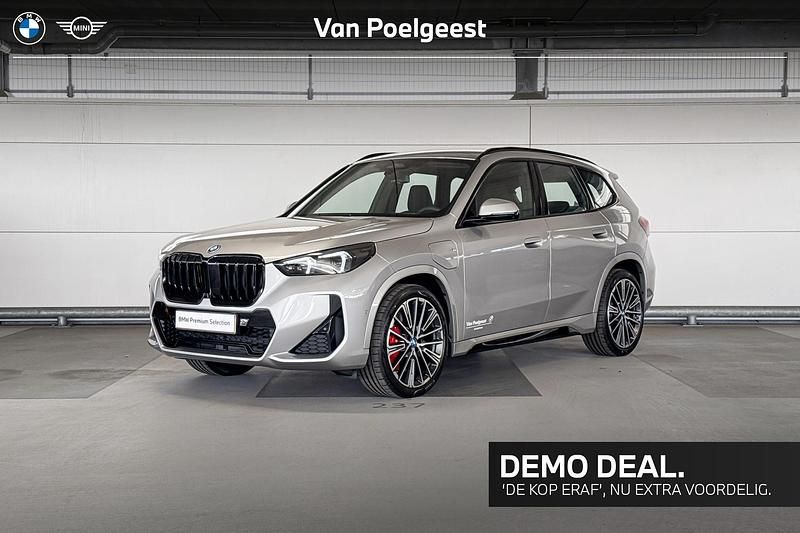 Spacesilber metallic (grijs metallic) Gebruikt 2025 BMW X1 Comfort Edition SUV | € 54.900 (Iets duurder) - Afbeelding 1/4