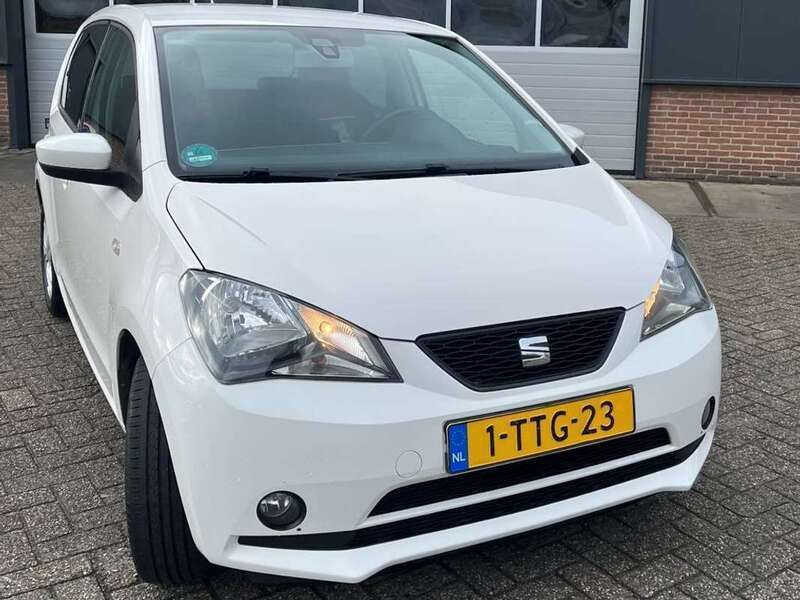 Wit Gebruikt 2014 Seat Mii Sport Hatchback | € 4.600 (Goede deal) - Afbeelding 1/4