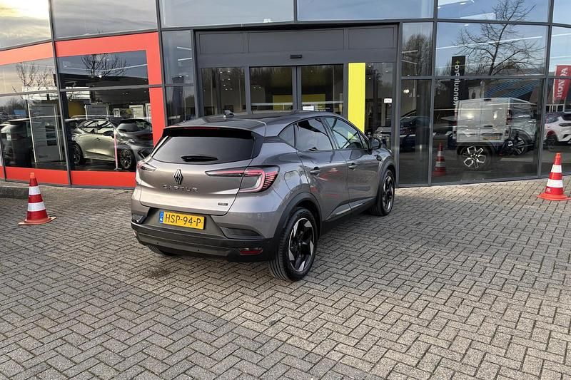 Occasion Renault Captur Techno 143 PK (105 kW) 2025 Cassiopeagrijs kng SUV